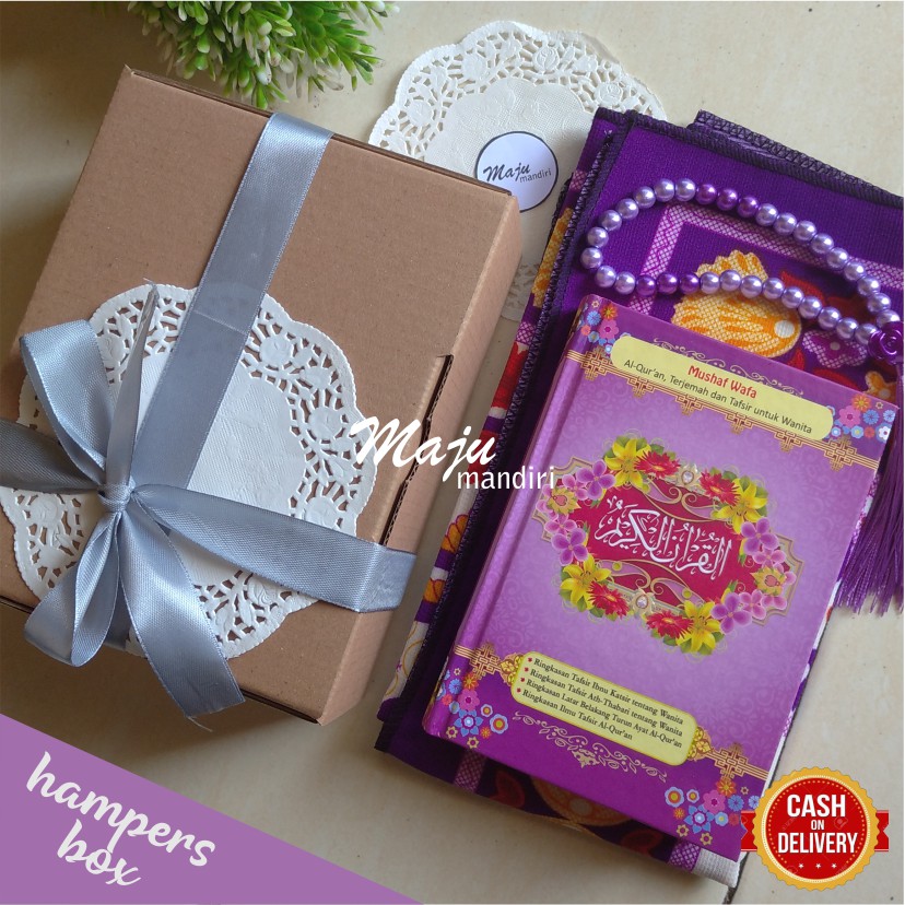 

hampers box hadiah kado lebaran hari raya idul fitri pernikahan pertunangan ulang tahun wisuda