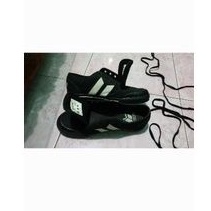 Macbeth Wallister BC