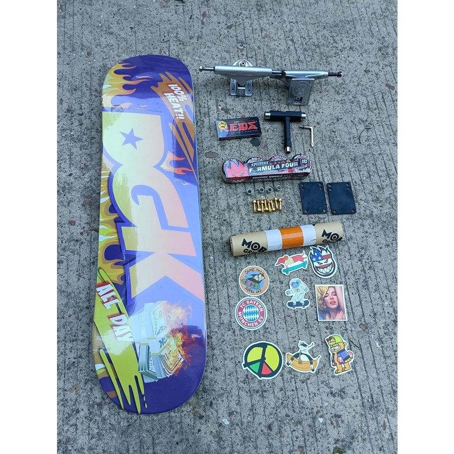 Dgk set Stiker Roda skateboard 3 Lapis Bahan Maple canandian