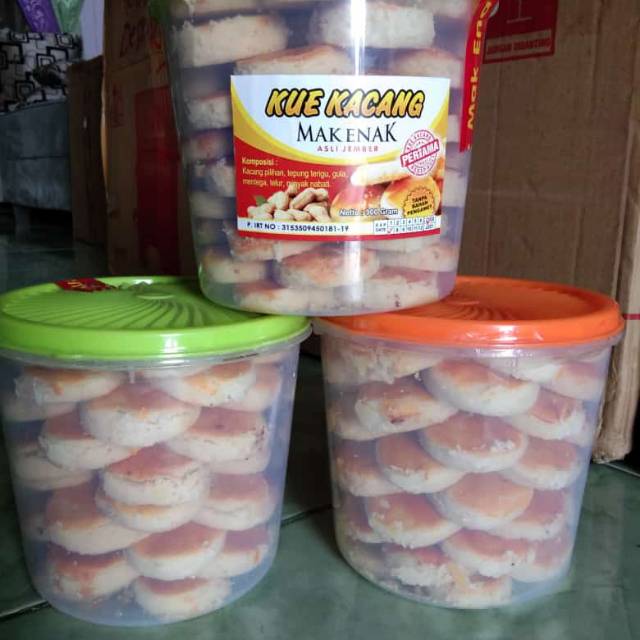 

Kue kacang emak enak