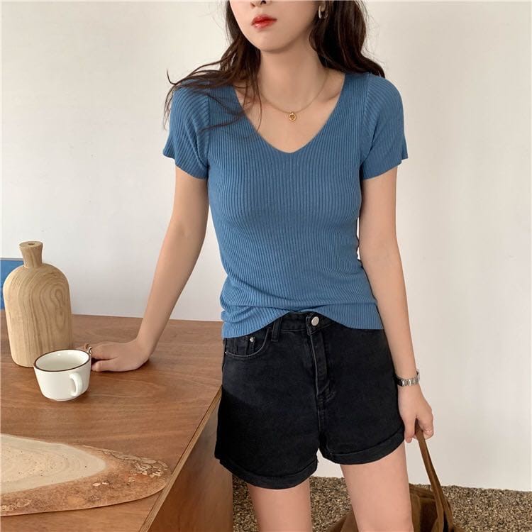 Korean V-Neck Knit Top / Atasan Wanita 2001