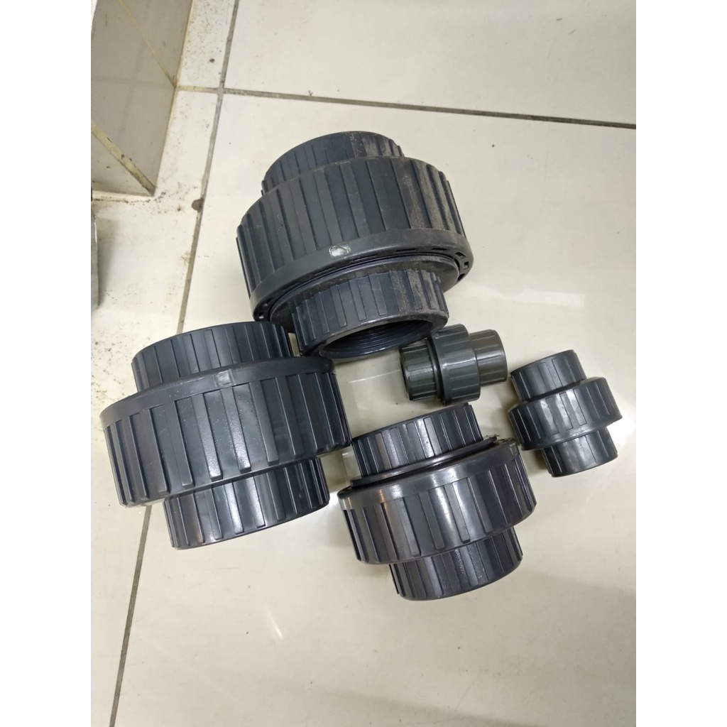 Watermur PVC Drat Dalam Merk CM ukuran 2 inch