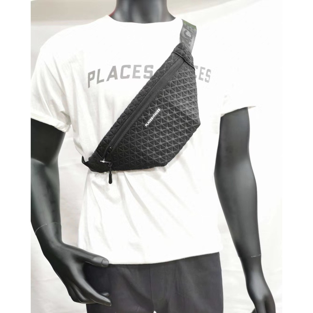 WAISTBAG PLACES AND FACES PALACE TRIANGLE / TAS DADA / IMPORT / TAS SELEMPANG