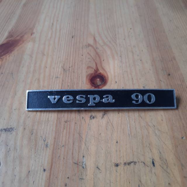 Logo Badge Emblem Vespa 90 Smallframe PTS90 Alumunium Nos