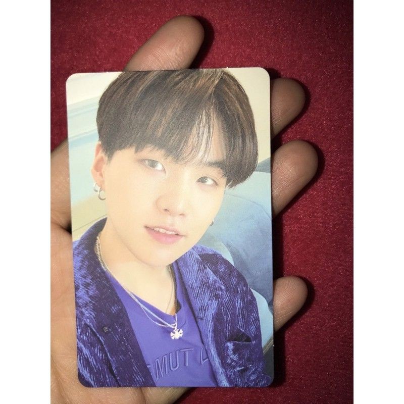 PC RANDOM SUGA BE ESSENTIAL EDITION