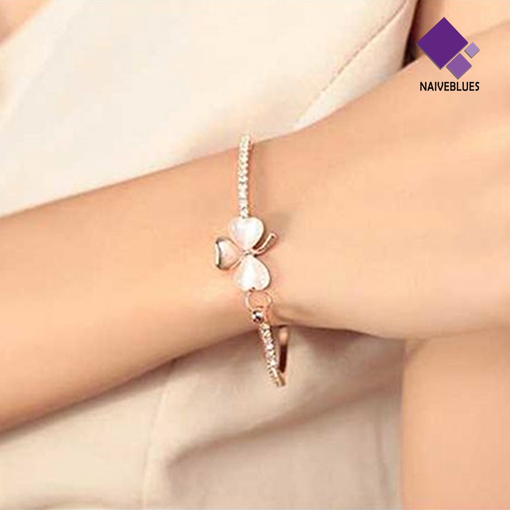 Gelang Rantai Desain Hati Bahan Alloy Untuk Wanita