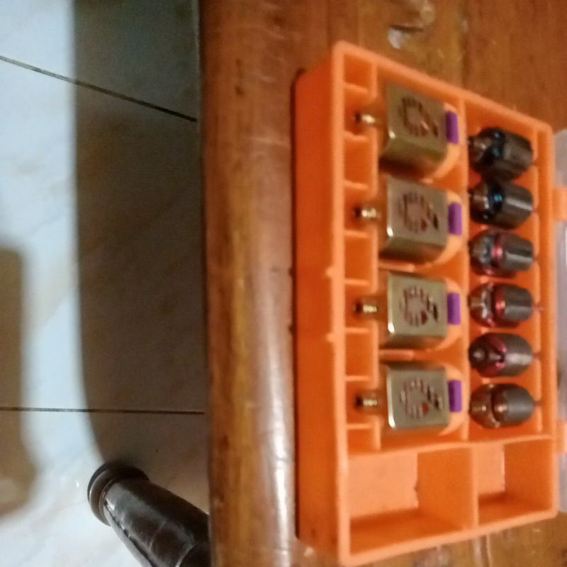 Mesin dan tabung ketinting