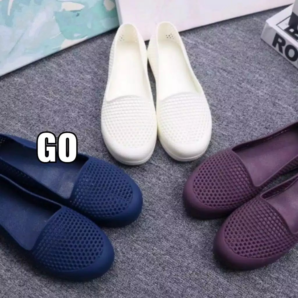 sogo Import LUBANG-LUBANG KECIL Sepatu Wanita Casual Santai Teplek Sepatu Cewek Flatshoes Jelly