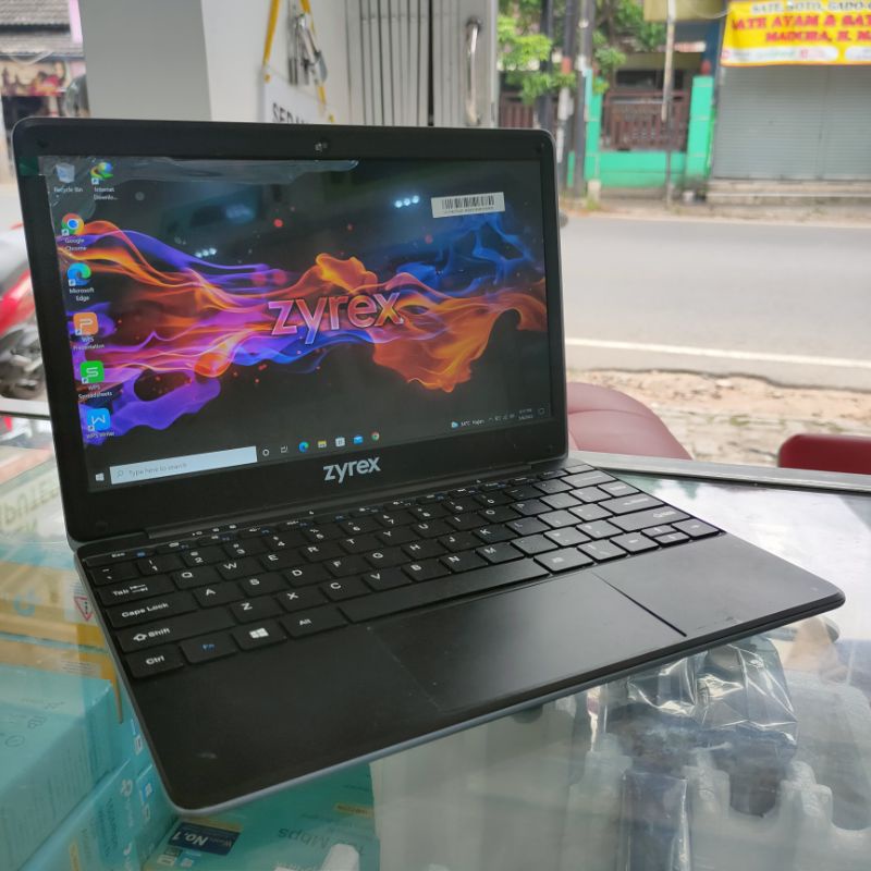 Zyrex NB Sky 232 Mini Celeron N4020 4GB 256GB SSD WIN10 Second Bekas