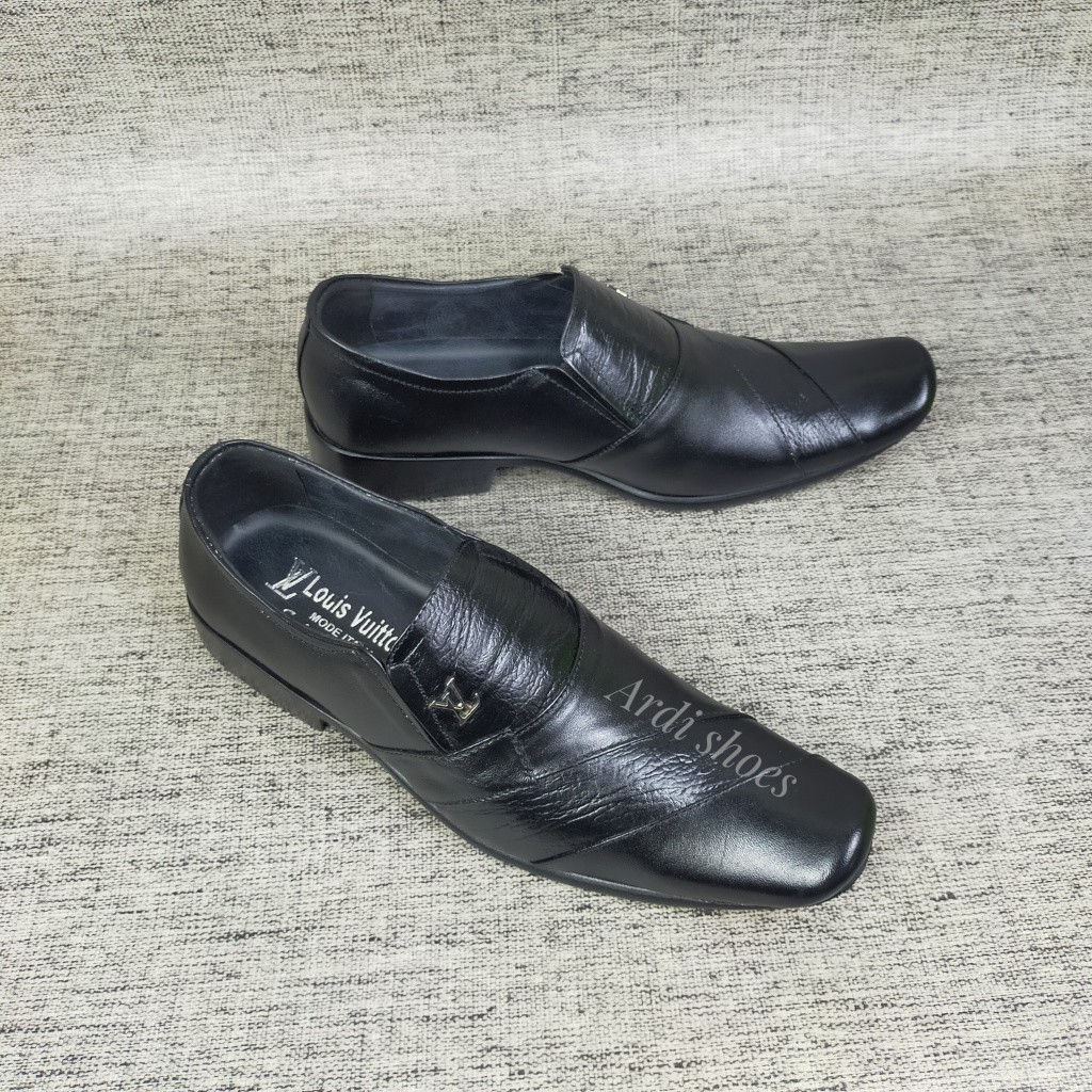 Sepatu Pantofel Kulit Asli Pria Pantofel Kerja  Pentopel Kantor Dinas Sepatu Casual Cowok 902