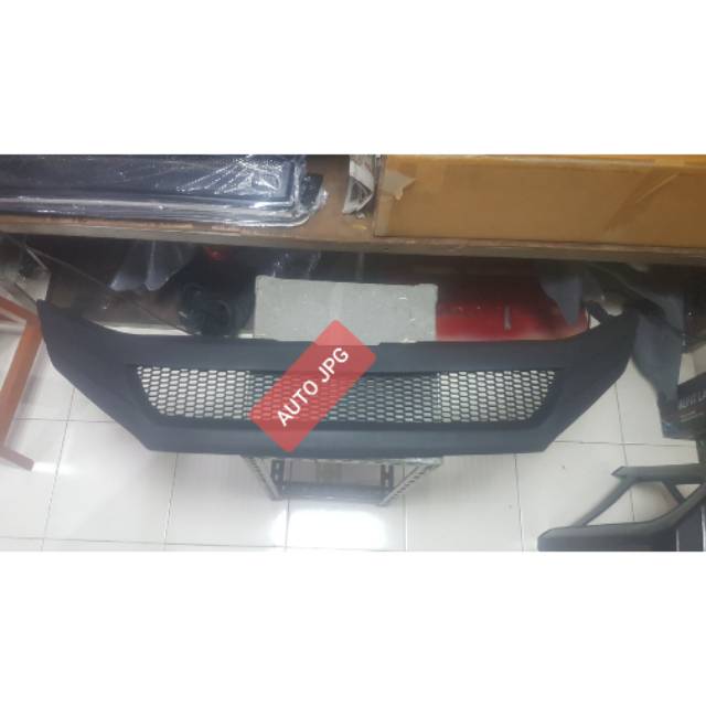 Grill xpander sporty ram honeycomb