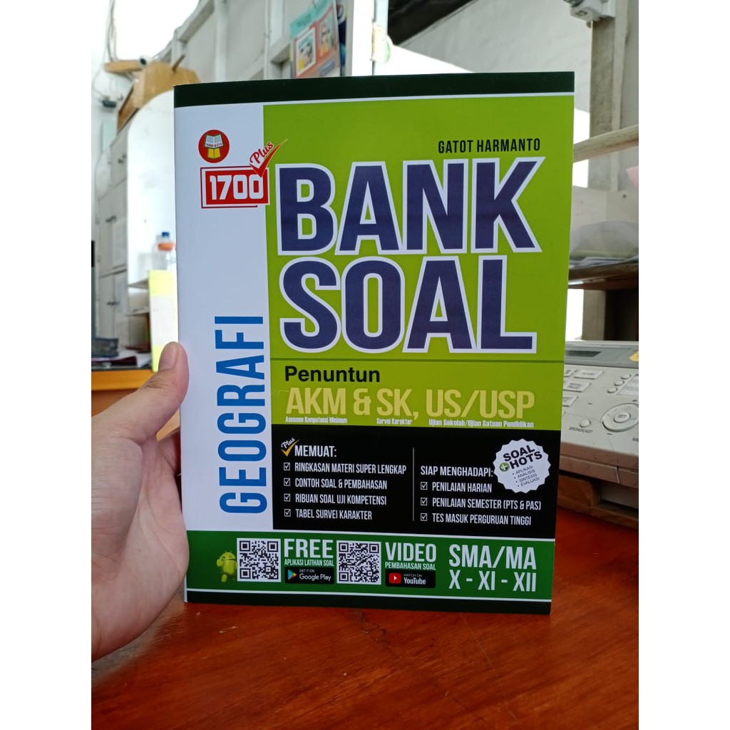 Jual BUKU SOAL GEOGRAFI SMA / BUKU GEOGRAFI SMA / BUKU 1700 BANK SOAL