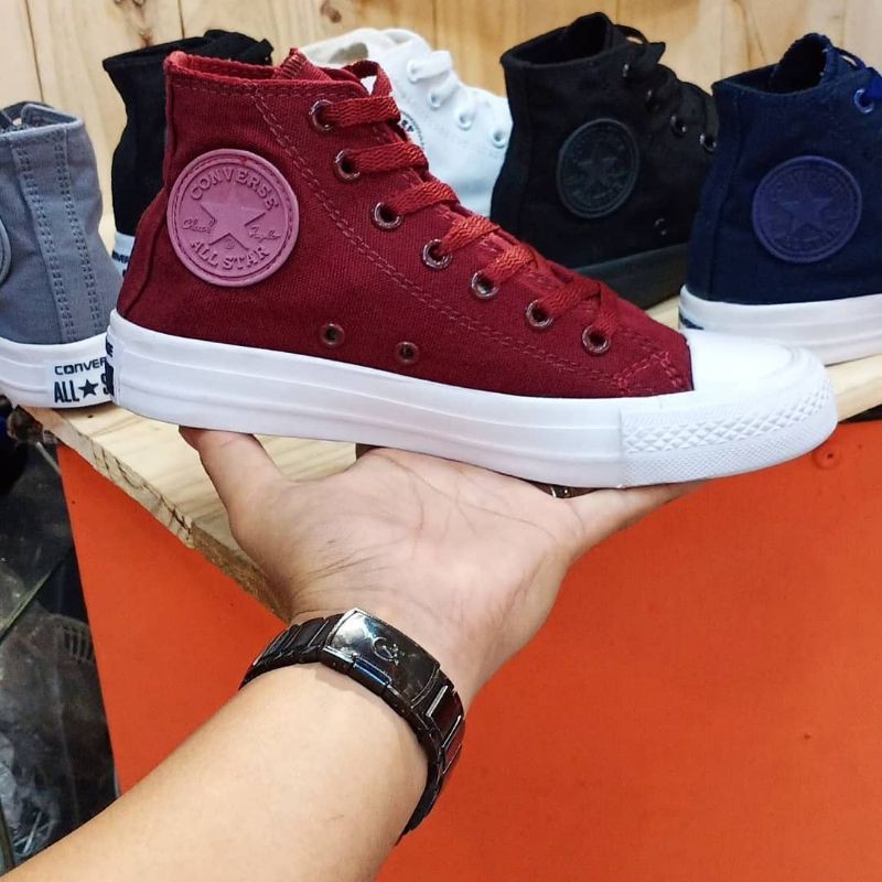 Sepatu Sneakers Pria Casual Keren Sepatu Sekolah Wanita Pria Sepatu Sekolah Hitam All Star Tinggi