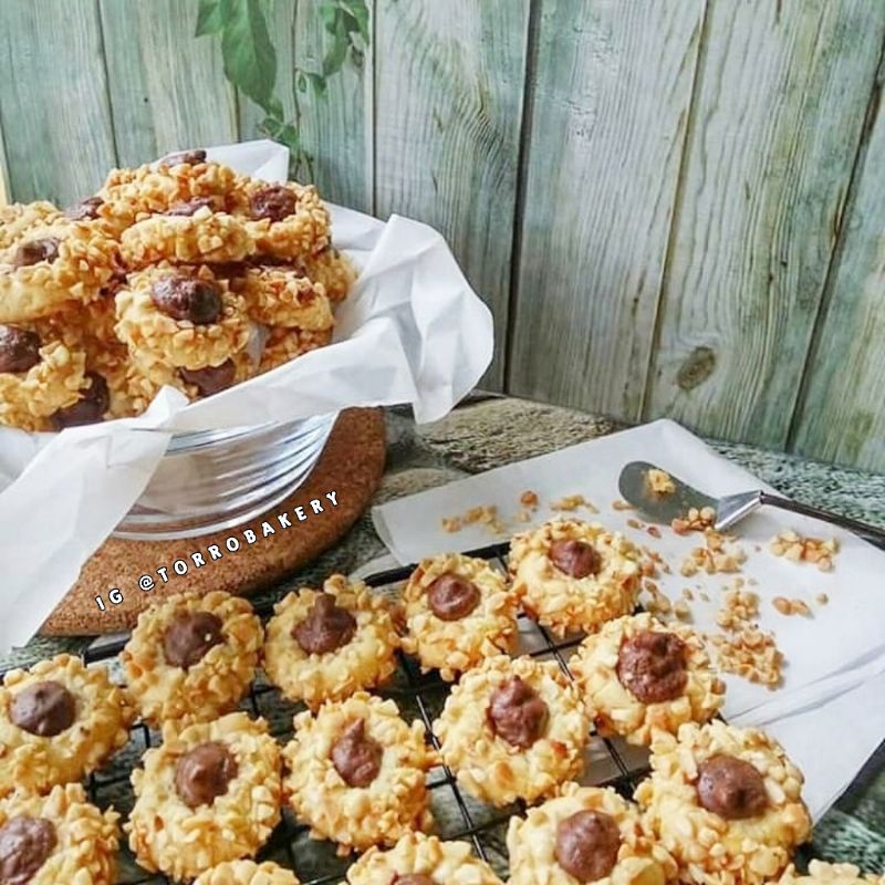 

THUMBPRINT PEANUT NUTELLA @torrobakery 500gr