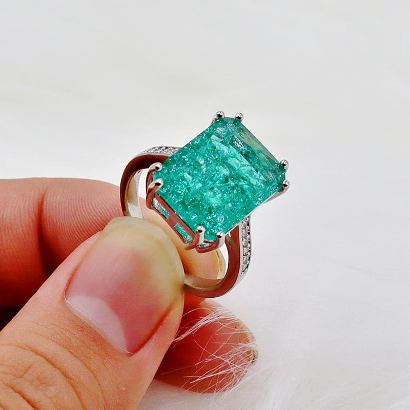 Cincin Zircon Bentuk Kotak Warna Hijau Gelap Ukuran 16x12mm Untuk Wanita