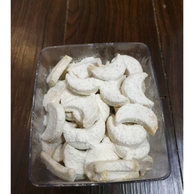 

Kue putri salju