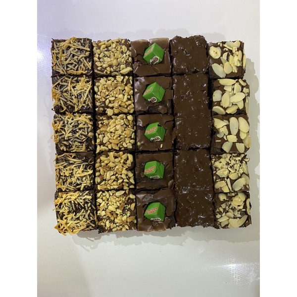 

Brownies Panggang uk 20x20 (25slice)