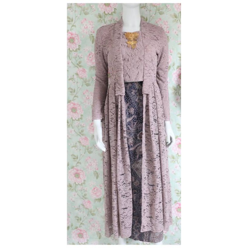 kutubaru kebaya panjang brokat