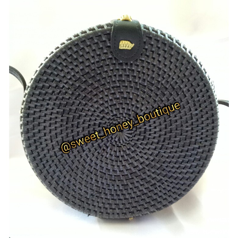 Sweet Honey ~ Grosir Tas Rotan Bulat Bali Diameter 20cm Warna Hitam