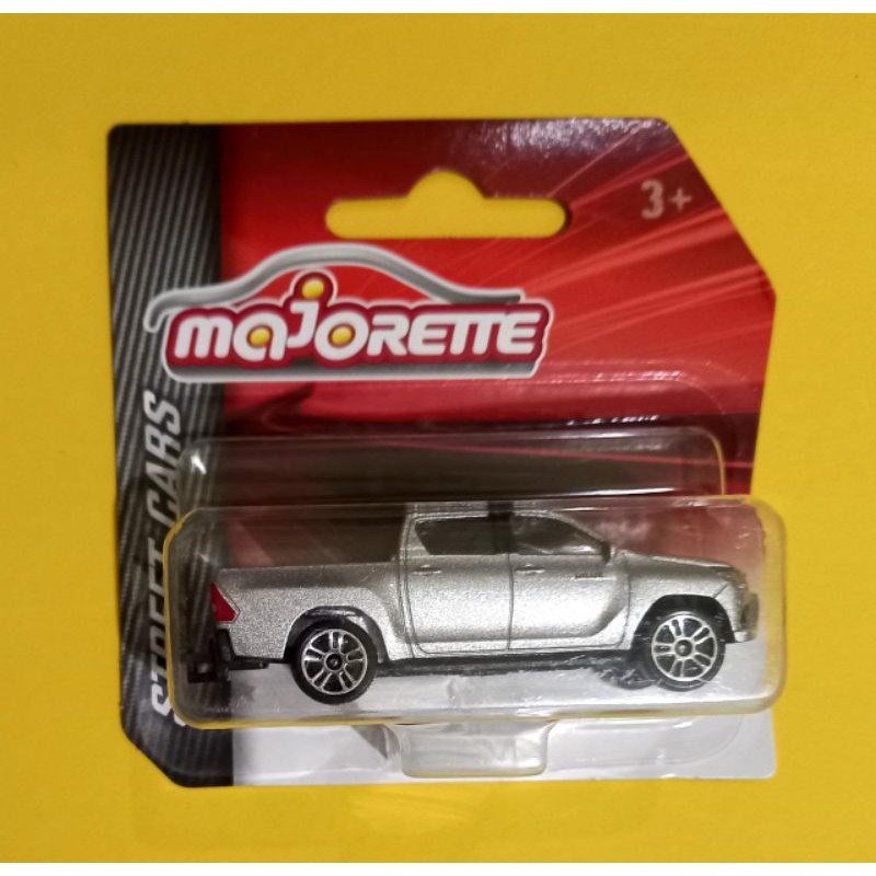 Majorette Toyota Hilux silver pick up