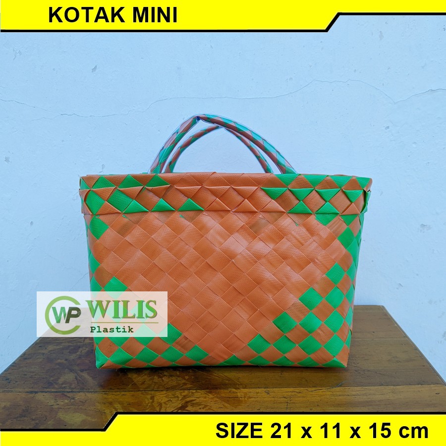 Tas Anyaman Plastik Kotak Mini Hampers / Tas Souvenir Parcel / Tas Berkat Bingkisan Hajatan Kotak Snack