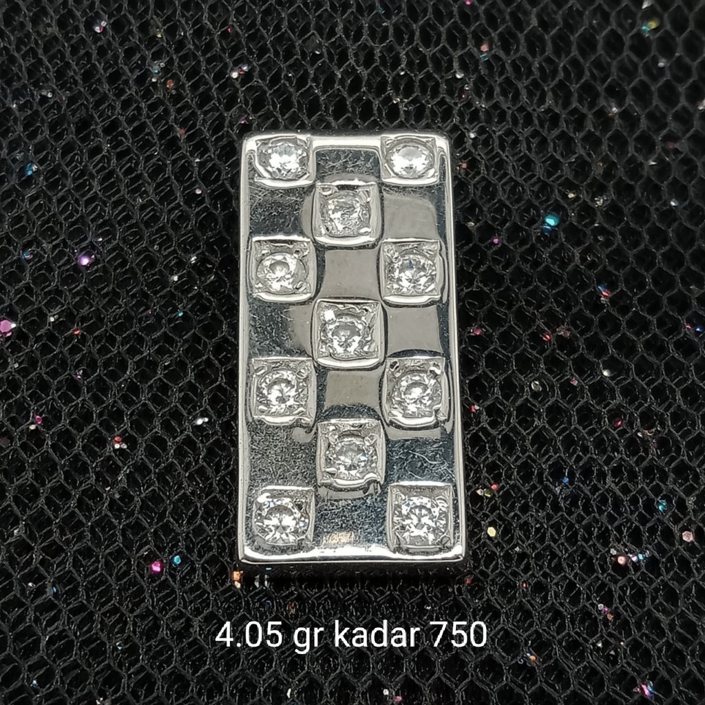 NEW Liontin Emas 17 K - Putih 4.05 gr Kadar 750 - 2357