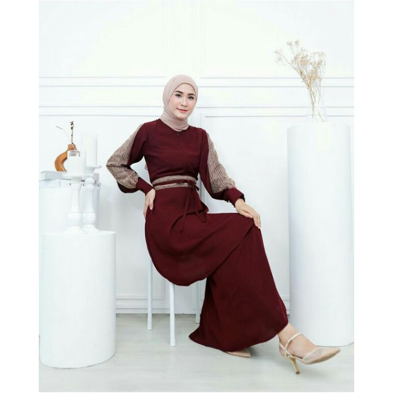 Annasya Kurung Set by Gamaleea
