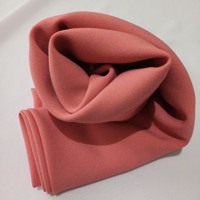 Delia instant khimar layer diamond crepe italiano (beli 3=100k)-Pinkpeach