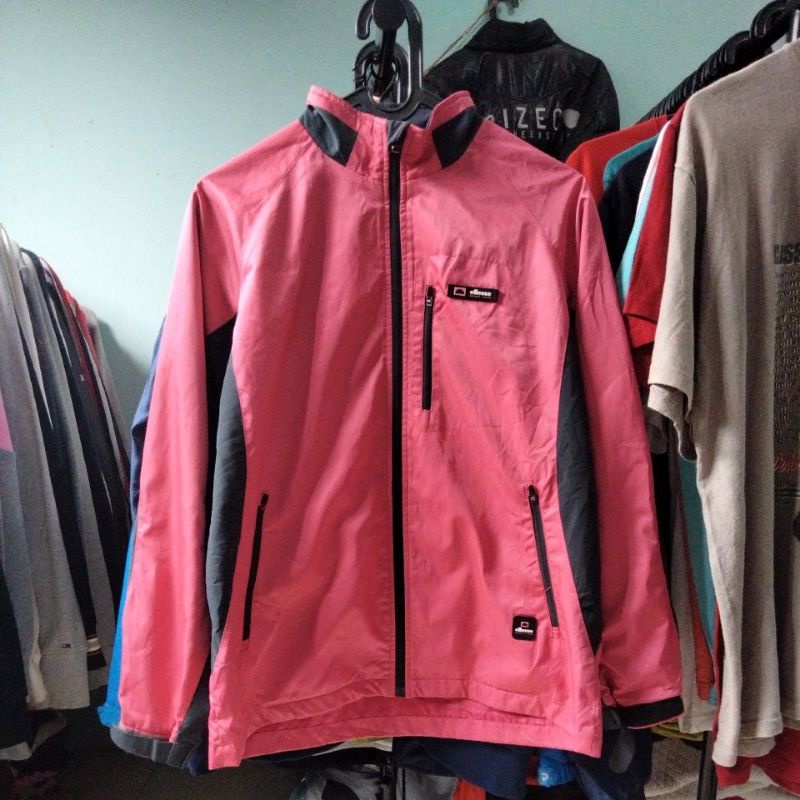 JAKET OUTDOOR BRAND ELLESSE PRELOVED