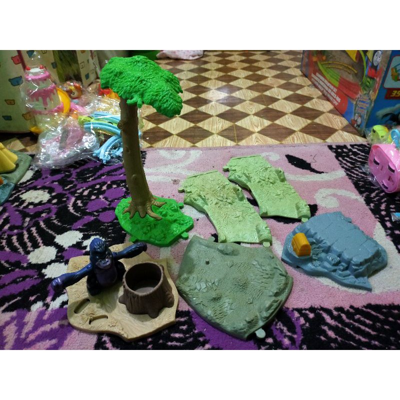 Happy Meal Tarzan Base