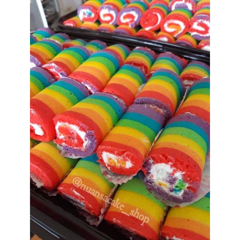 

KUE HANTARAN / RAINBOW ROLL / MINI ROLL RAINBOW (SATUAN) MOHON BACA DESKRIPSI SEBELUM C.O