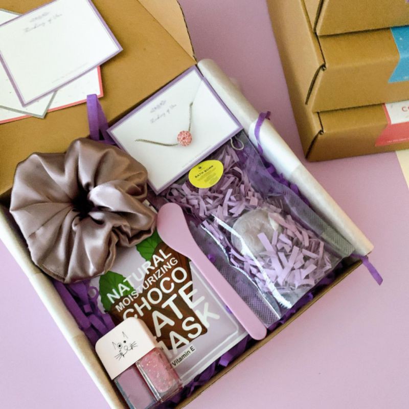 

Kado Kuning C: Ultah/ Selamat/ Terima kasih/ Lagi mikirin kamu