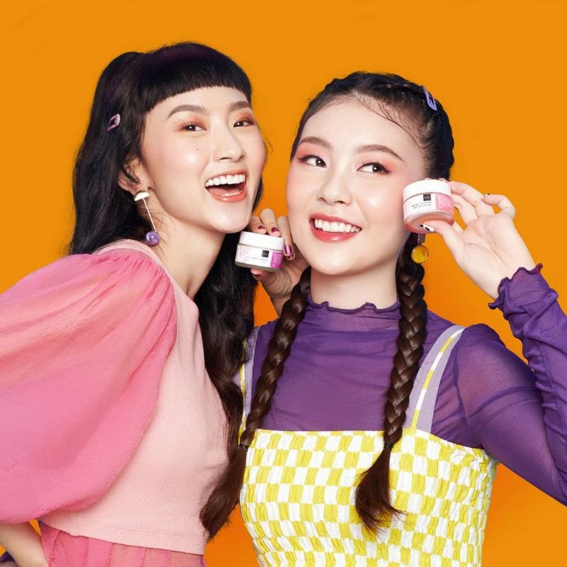 Scarlett whitening rangkaian acne cream.Ampuh mengusir jerawat