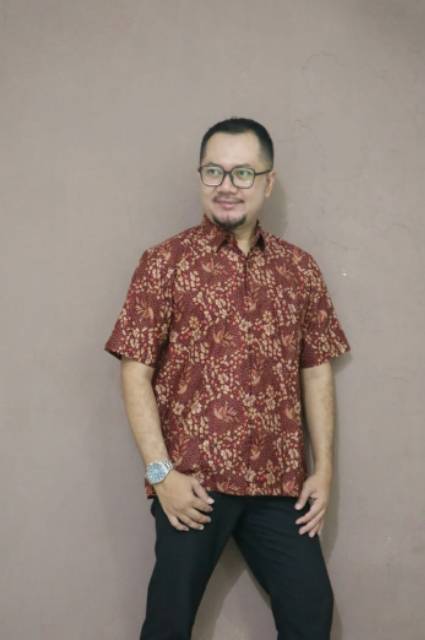 Hem Batik lengan Pendek Kerja