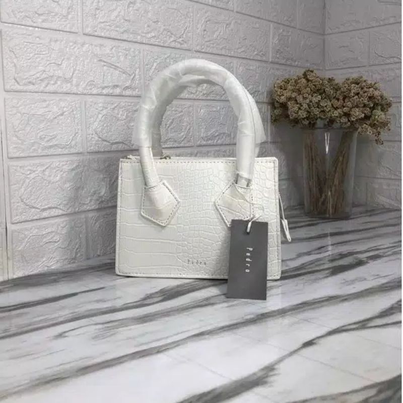 tas Pedro mini handle bag