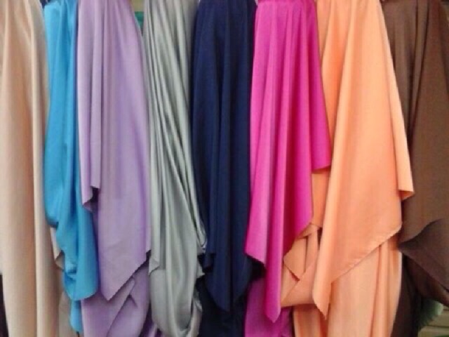 MURH!! Kain satin Roberto cavali / bahan kebaya satin.