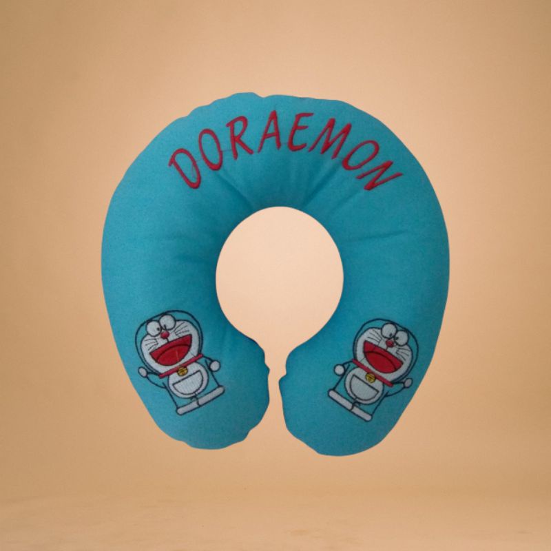 Bantal Leher Karakter Doraemon Bahan Velboa isi Darcon