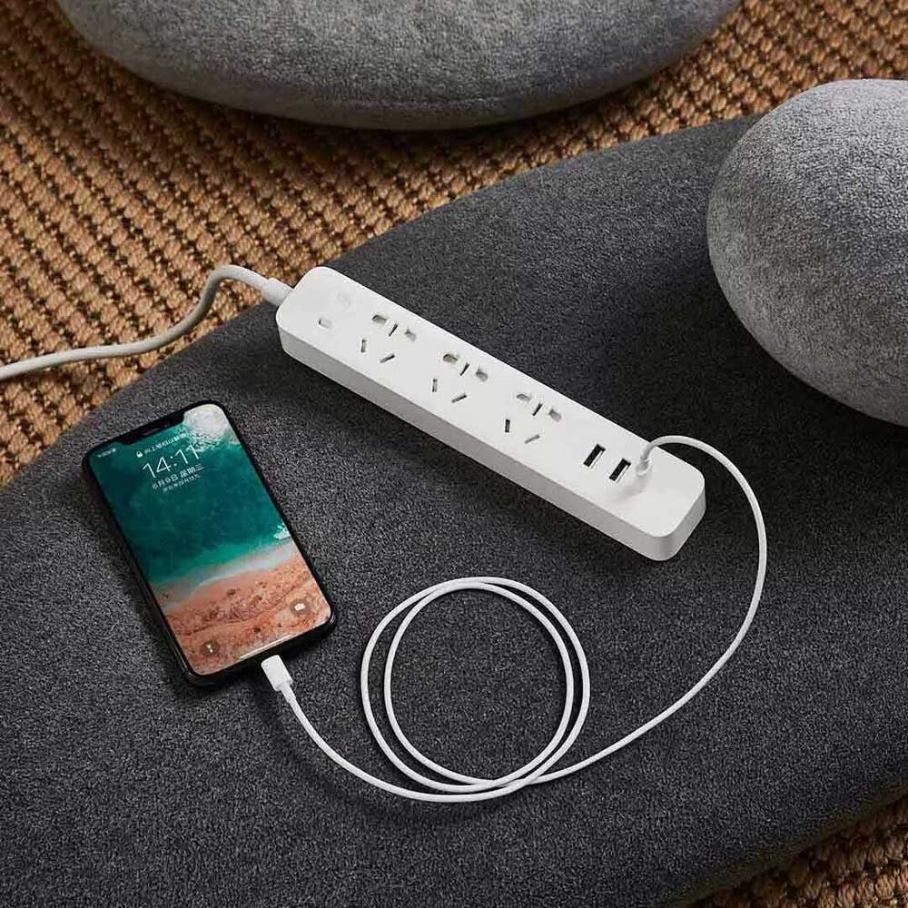 Mijia Smart Power Strip 3 Plug dengan 2 USB A Port dan 1 USB C