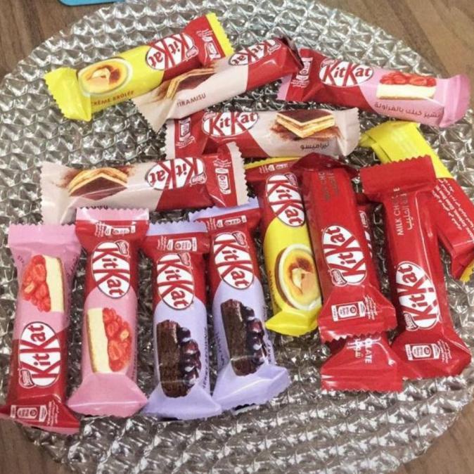 

COD KITKAT MINI MOMENTS DESSERT ISI 15 MAKANAN & MINUMAN