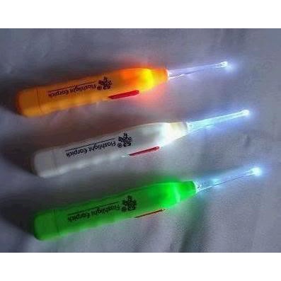 Korek Kuping LED Pembersih Telinga Senter Flashlight Earpick Alat Nyala Lampu Souvenir Murah Import