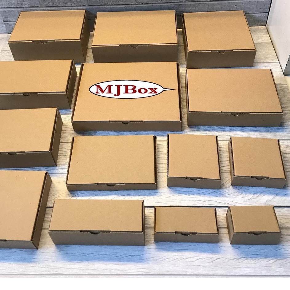 

TEERLARIS! ESW89 Kardus 45 x 25 x 10 cm.... Die Cut ( untuk pembelian di atas 10 pcs harga lebih mu