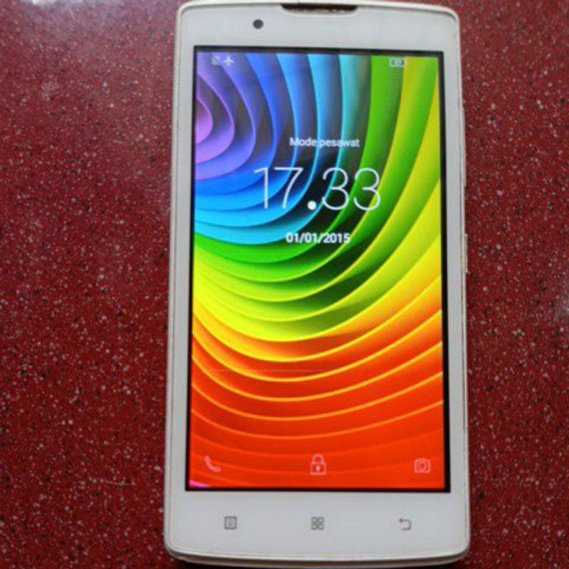 Lenovo A2010-a 4G LTE Second normal original tinggal warna putih sesuai foto