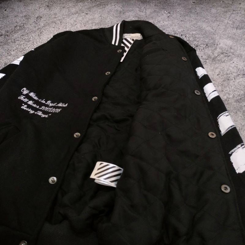 VARSITY JAKET OFF WHITE HITAM AUTHENTIC PREMIUM FULLTAG &amp; LEBEL