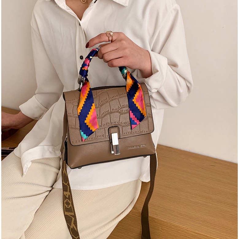 TFT AX200148 92854 AX854 T17 ( 1 KG BISA 2 ) Tas Selempang Wanita Import Slingbag Elegant Terbaru Berkualitas