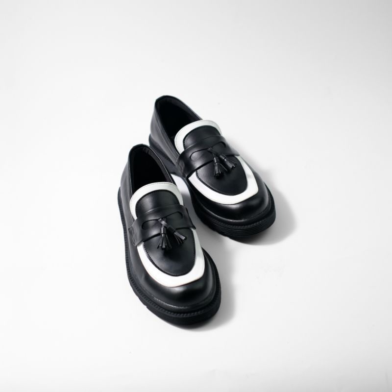 Sepatu Slip on pria &quot;RAFFI MEN&quot; Sepatu slip on pria original/sepatu slip on pria casual/Sepatu dockmart/sepatu slip on pria hitam/sepatu pria/sepatu pria keren/sepatu pria slip on formal/sepatu pria slip on loafers/