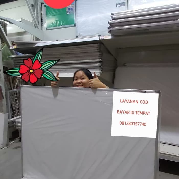 

Promo Whiteboard gantung 90 x 120 cm Keren
