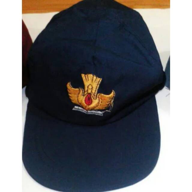 topi sekolah / topi SD / Topi SMA / topi SMK / topi SMP / topi pramuka / topi Boni / topi rotan / topi baret