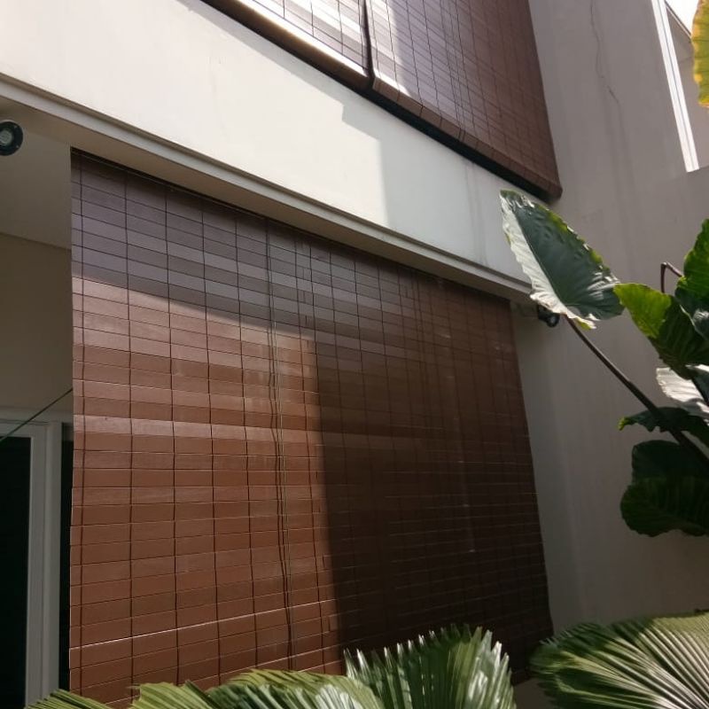 tirai outdoor PVC kayu