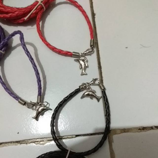 Gelang kepang kulit imitasi oleh oleh bali