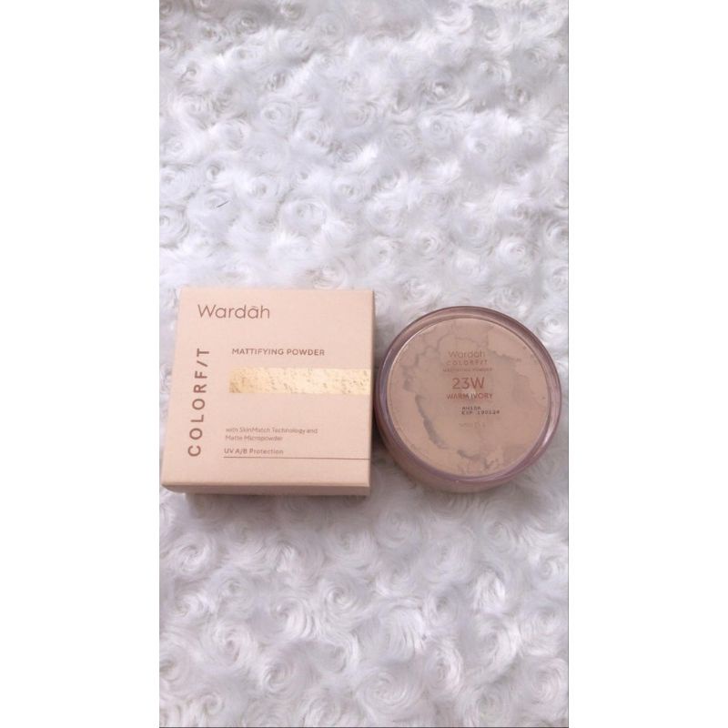 WARDAH COLORFIT MATTIFYING POWDER